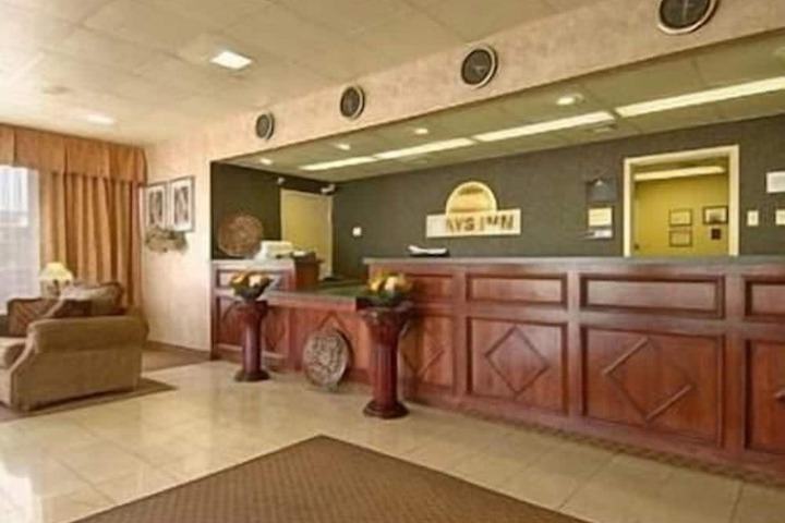 Days Inn by Wyndham Hillsboro TX