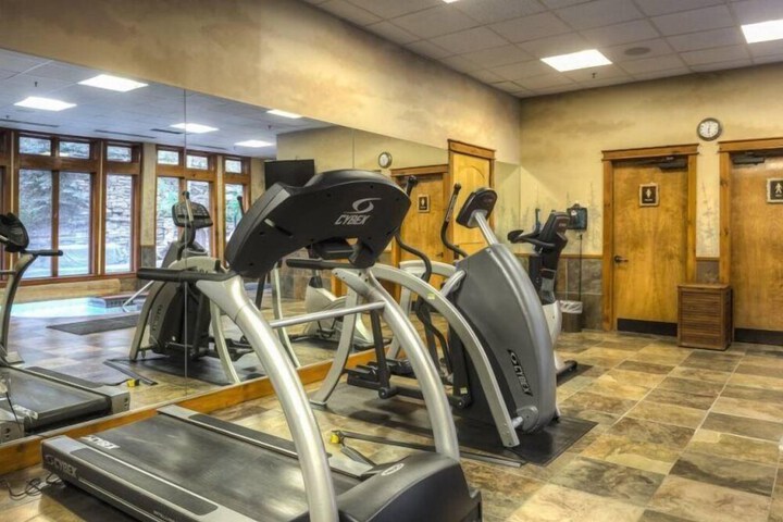 Premier 2 Bedroom Ski in Ski out Vacation Rental at the Timbers With the Best Access to Skiing in Keystone