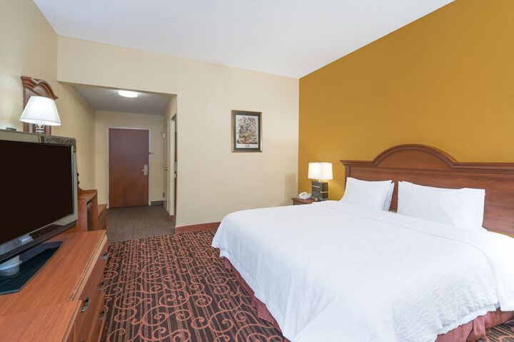 Room 11 of 20