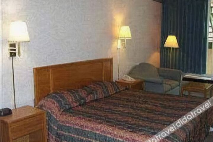 Super 8 Bristol