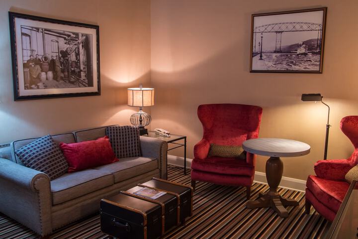 Fitgers Inn