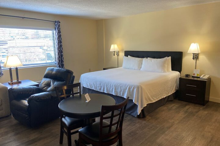 Room 21 of 31