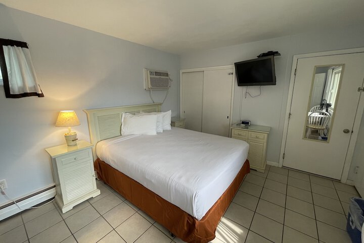 Room 20 of 26