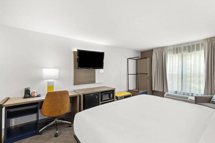 Comfort Inn & Suites Rome South