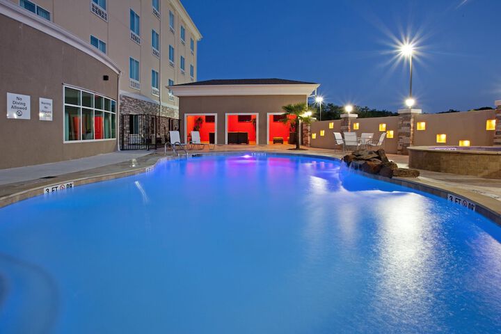 Holiday Inn Express Hotel & Suites - Houston Space Center by IHG