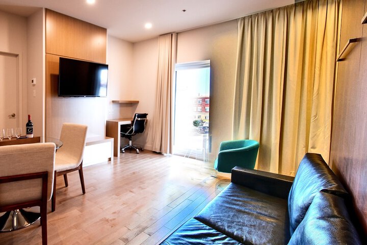 Room 15 of 112