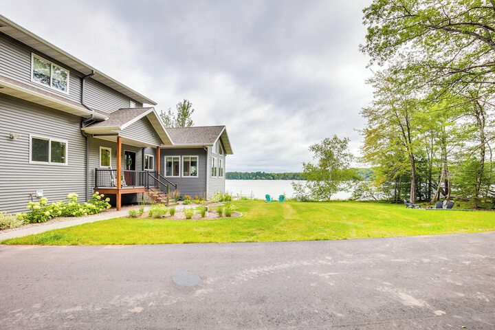 Lakefront Rhinelander Cottage w / Private Dock!