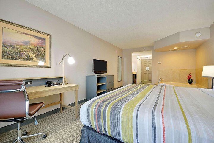 Room 22 of 37