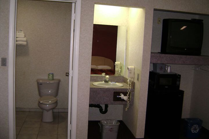 Room 37 of 51