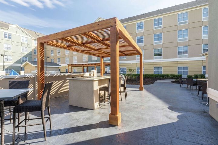 Terrace/Patio 21 of 23