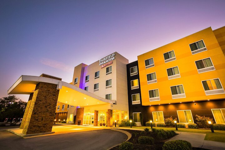 Hotel 2 of 41