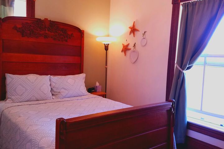 Room 20 of 92