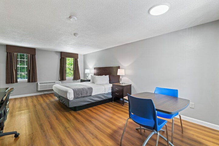 Room 14 of 34