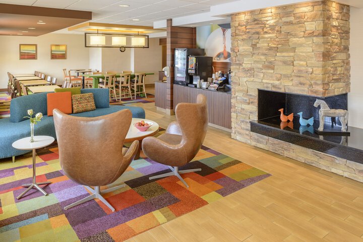 Fairfield Inn by Marriott St. Louis Collinsville IL