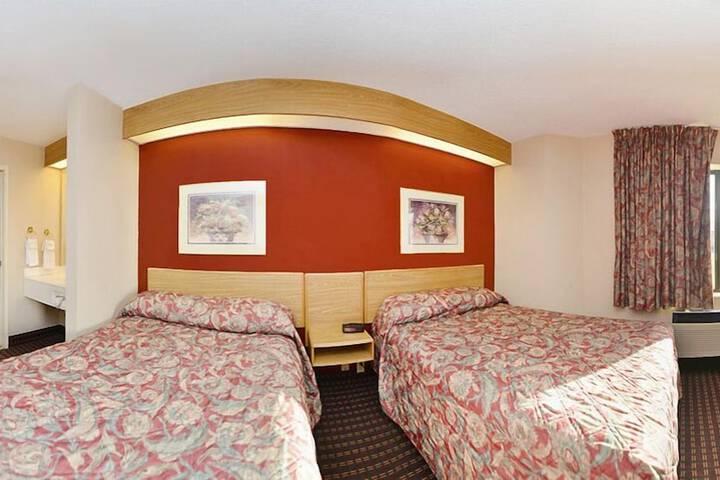 Room 14 of 39