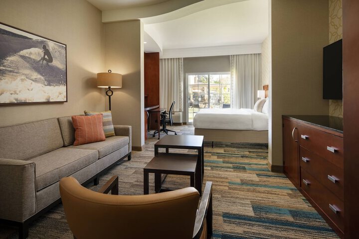 Room 21 of 53