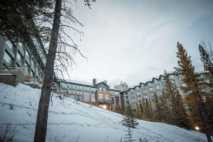 Hotel 2 of 104