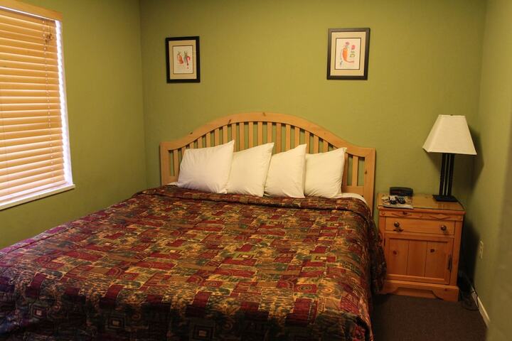 Room 90 of 97