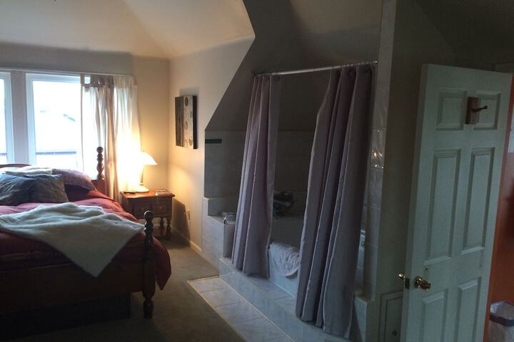 Room 15 of 51