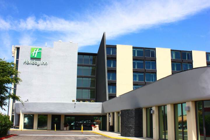 Hotel 8 of 67