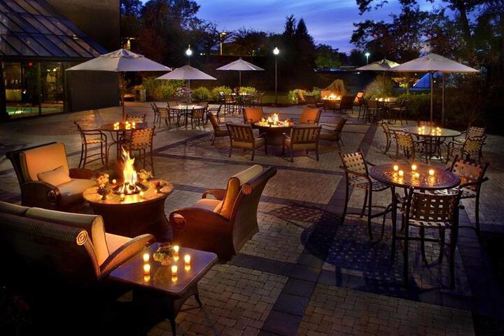 RENAISSANCE WESTCHESTER HOTEL