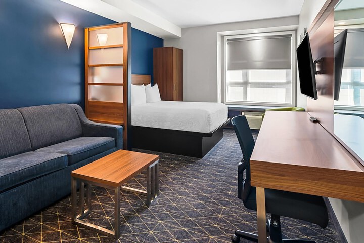 Park Inn by Radisson Kelowna