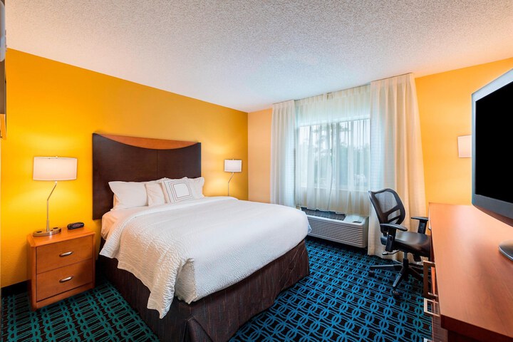 Room 15 of 24