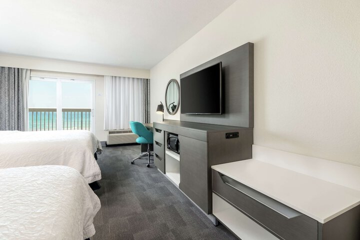 Hampton Inn Daytona Shores - Oceanfront