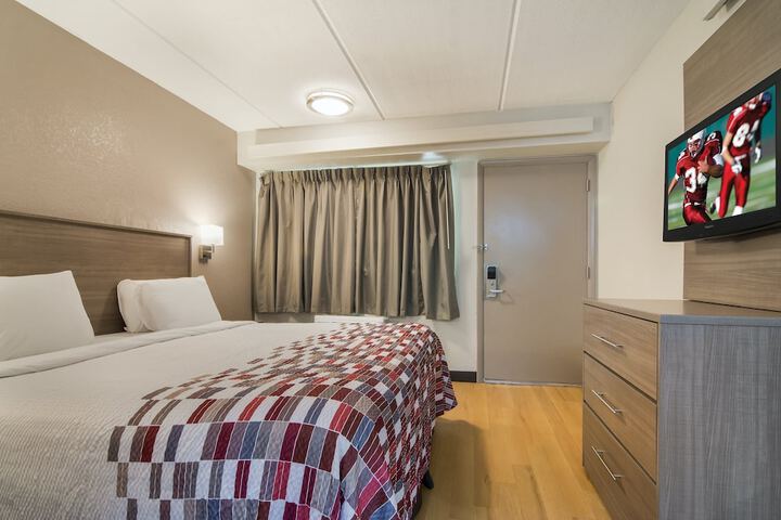 Room 17 of 35