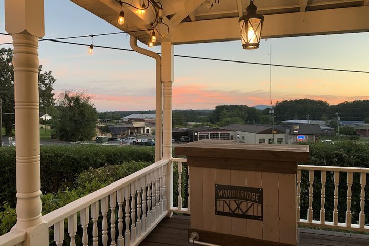Woodbridge Inn & Tavern