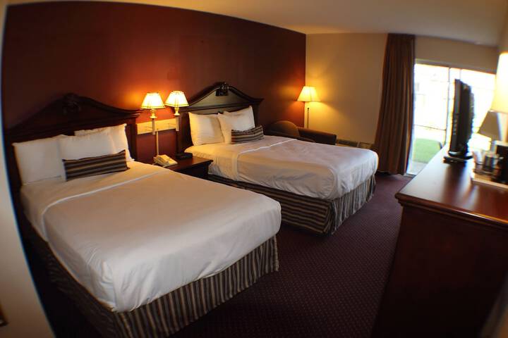 Room 8 of 16