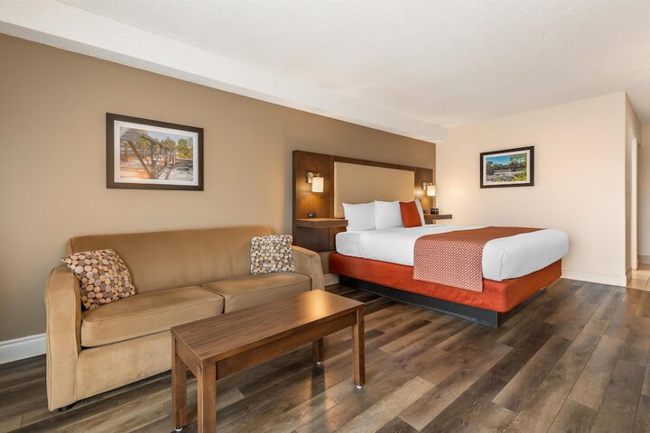 Best Western Smiths Falls Hotel