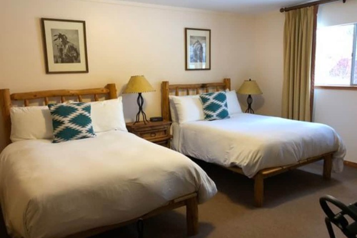 Hotel Interior 7 of 141