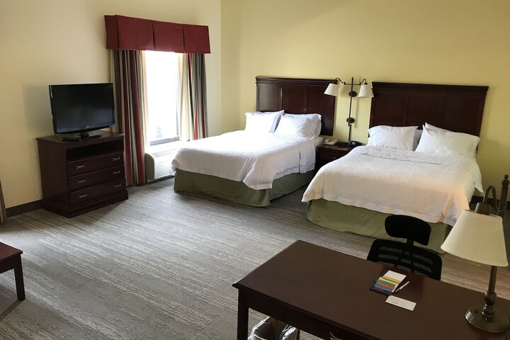 Hampton Inn & Suites Lamar