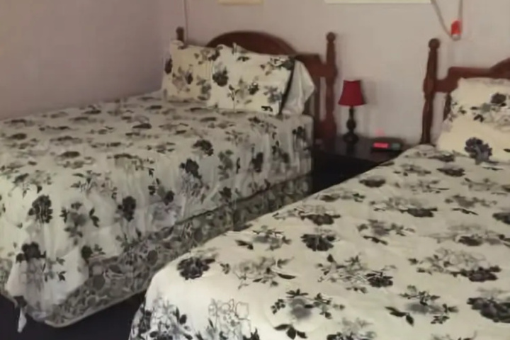 Montezumas Cozy Country Inn