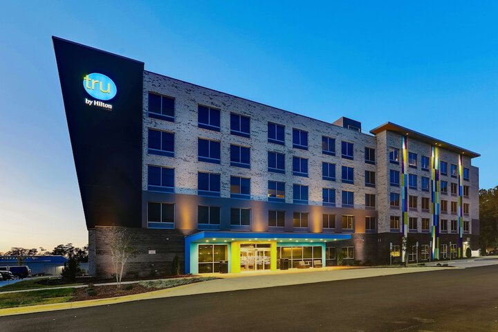 Tru by Hilton Raleigh Garner