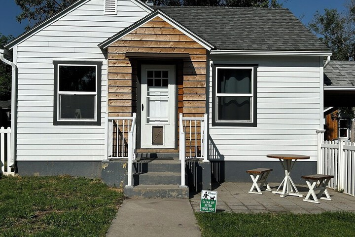 Lamplighter Cabins & Suites