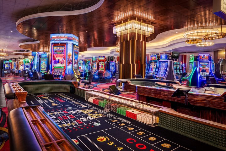 Horseshoe Black Hawk - a Caesars Rewards Destination