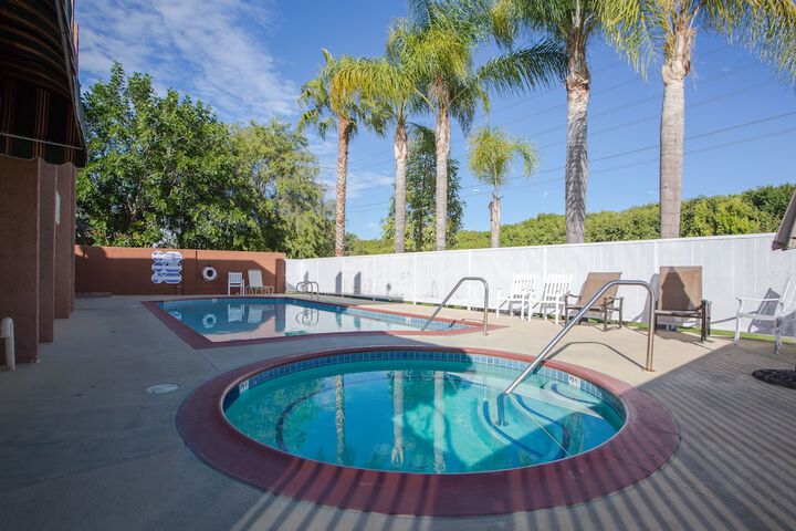 Pool 9 of 23