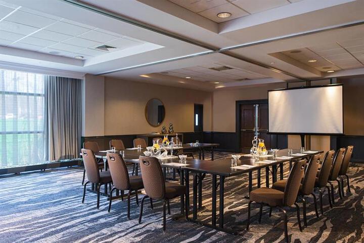 RENAISSANCE WESTCHESTER HOTEL