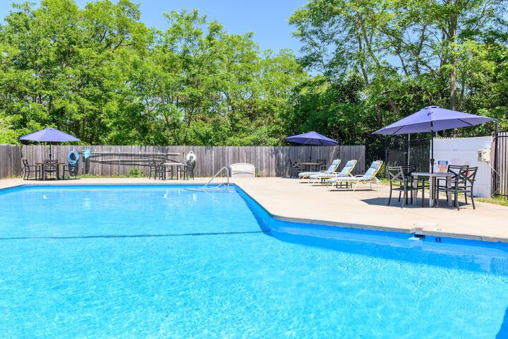 Pool 4 of 36