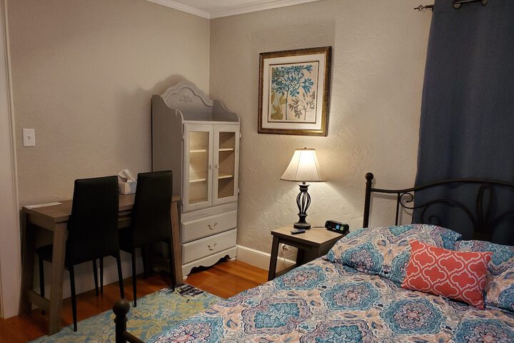 Room 34 of 47