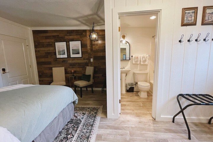 Room 49 of 70