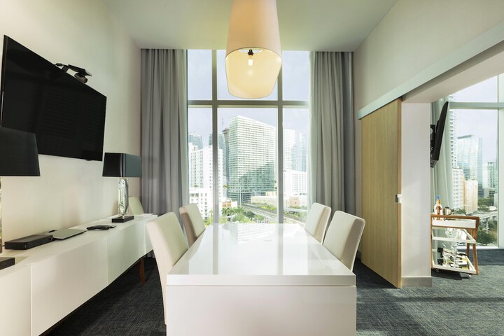 Novotel Miami Brickell