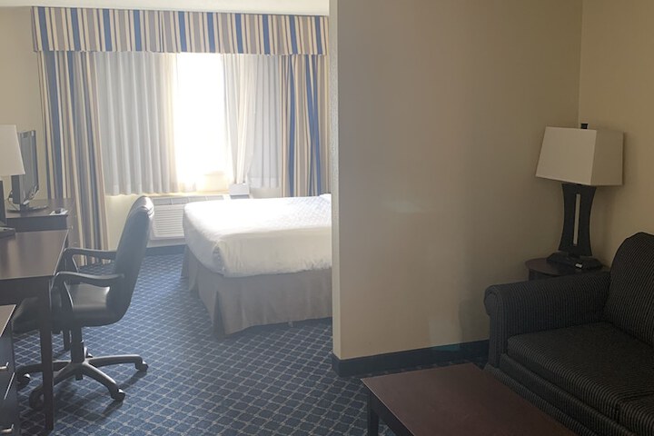 Room 20 of 32