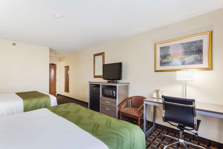 Room 18 of 26