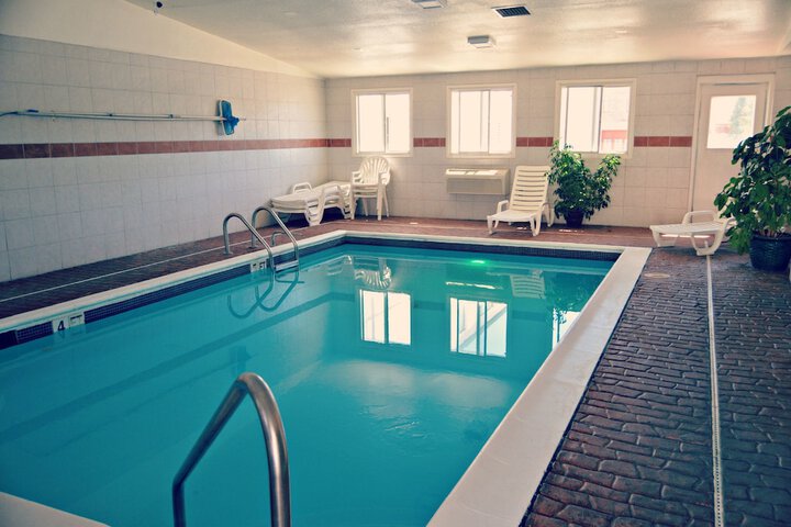 Pool 6 of 100