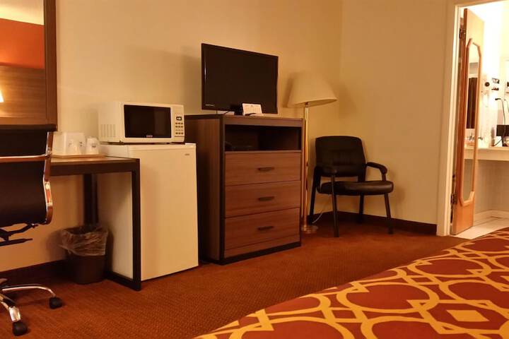 Room 25 of 39
