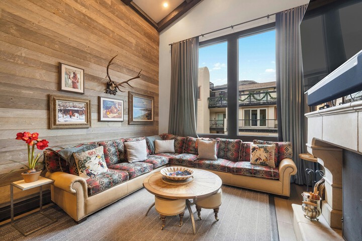 The Lodge at Vail a RockResort by Vail Resorts