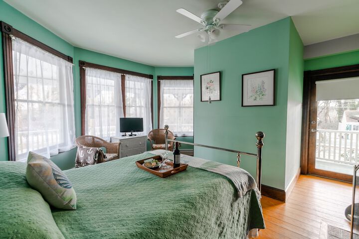 Room 22 of 51